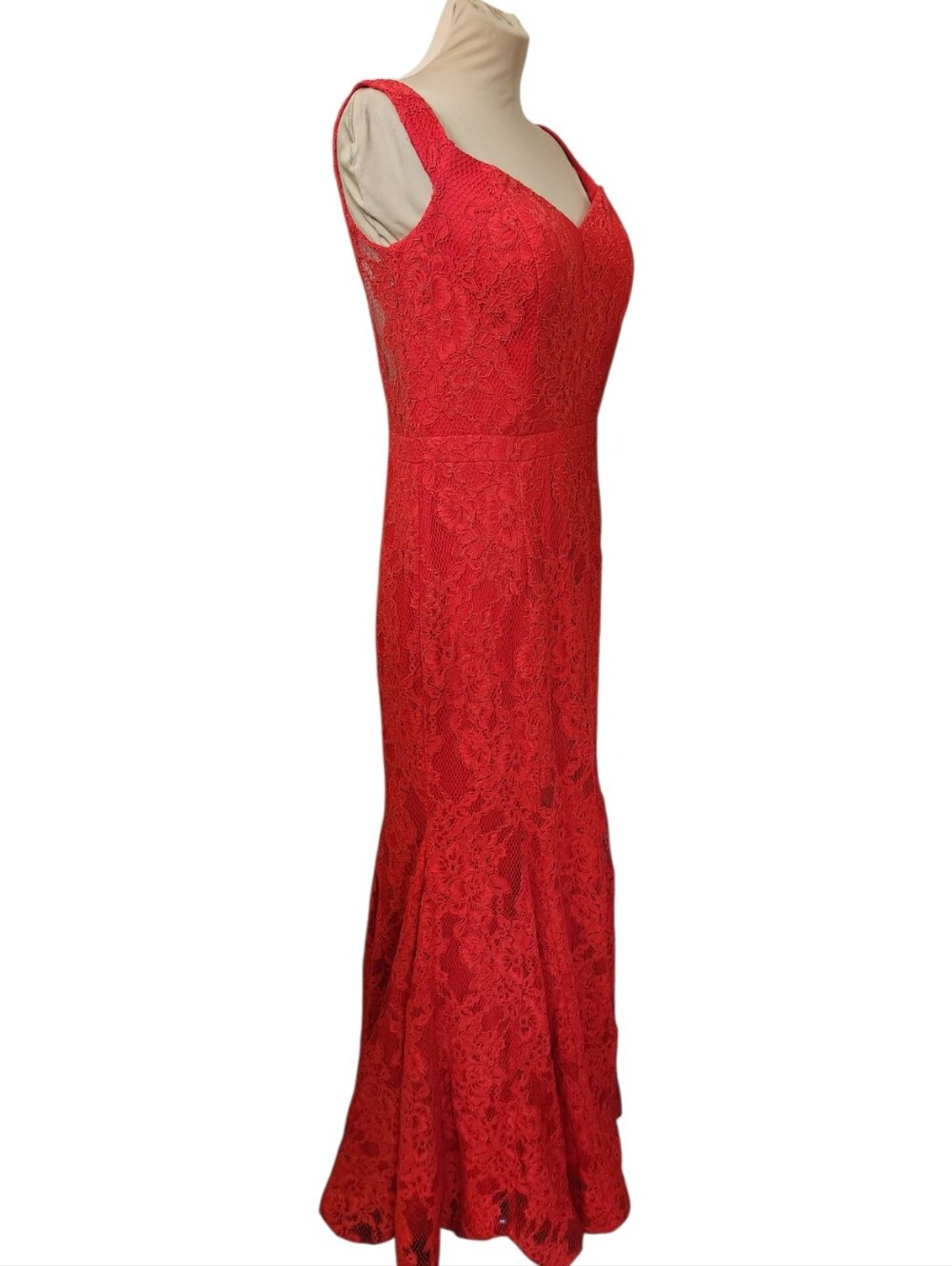 XSCAPE Red Lace Mermaid Formal Gown - Size 12 - Picture 6 of 16